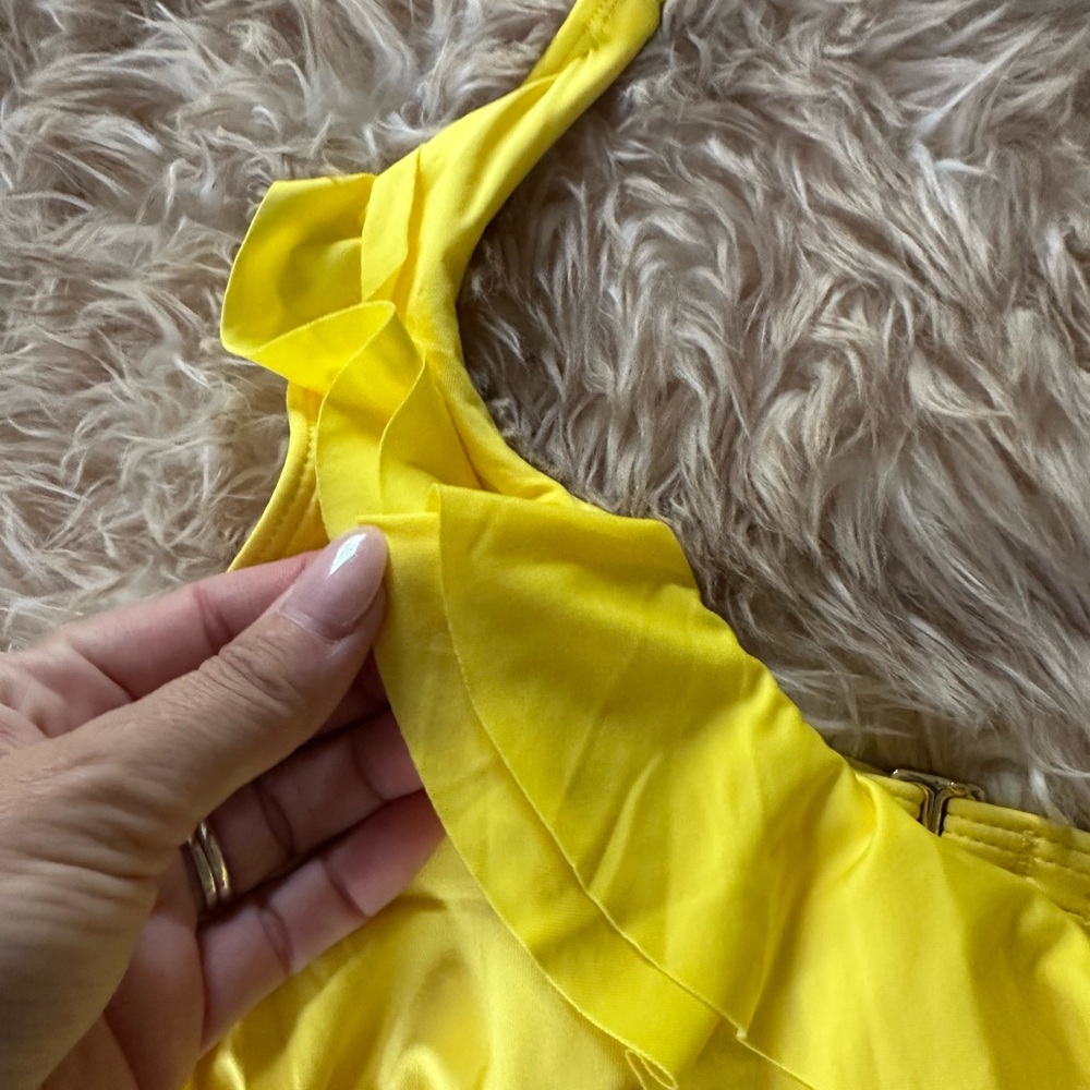 Kenneth Cole Ruffled Bikini Top - Picture 4 of 6